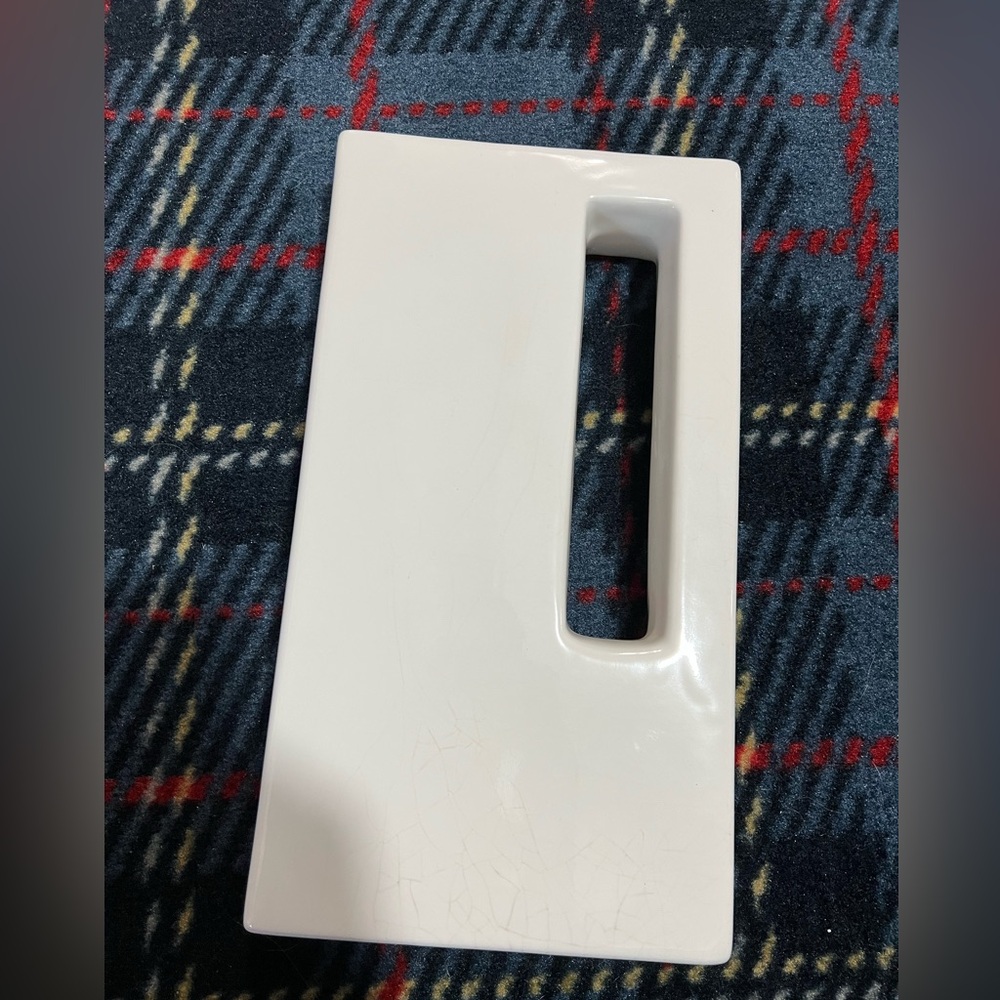 Vintage rectangular White Ceramic Chimney Vase - Picture 5 of 11